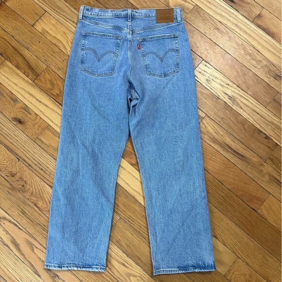 NWT Levi’s Premium Ribcage Straight Ankle Jeans Light Wash - Picture 8 of 11